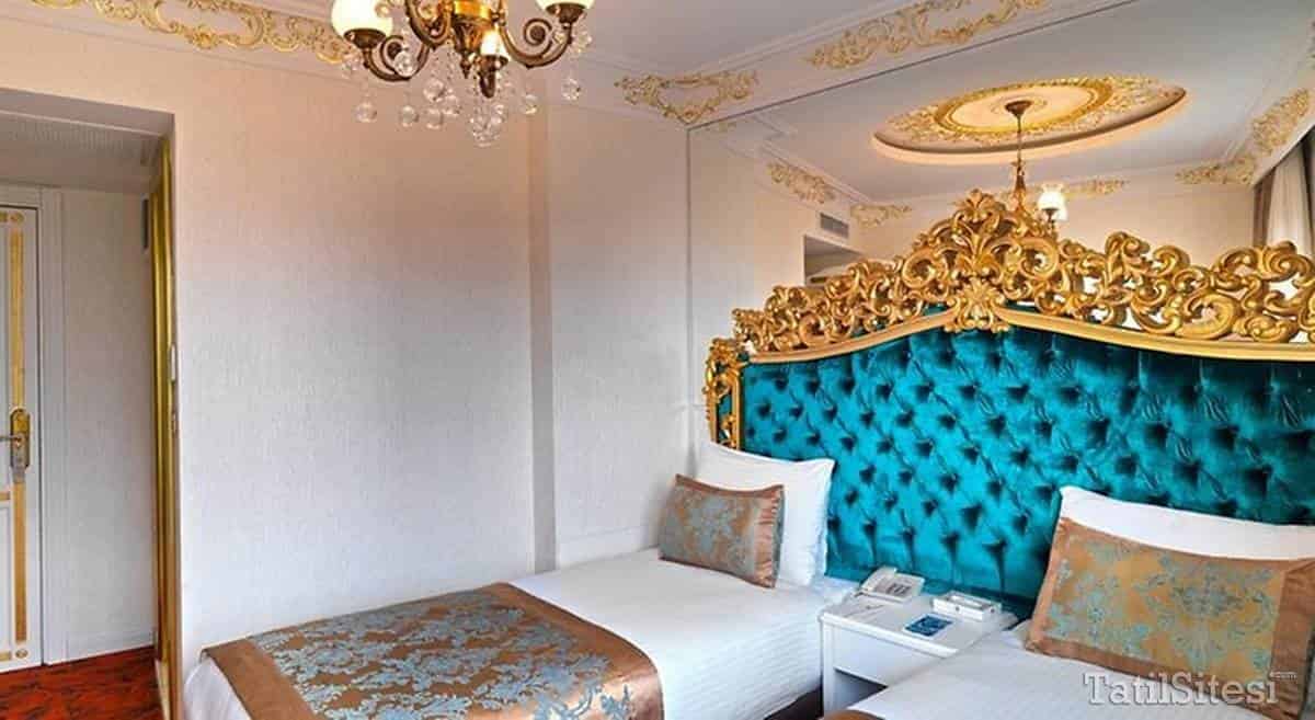 White Monarch Hotel
